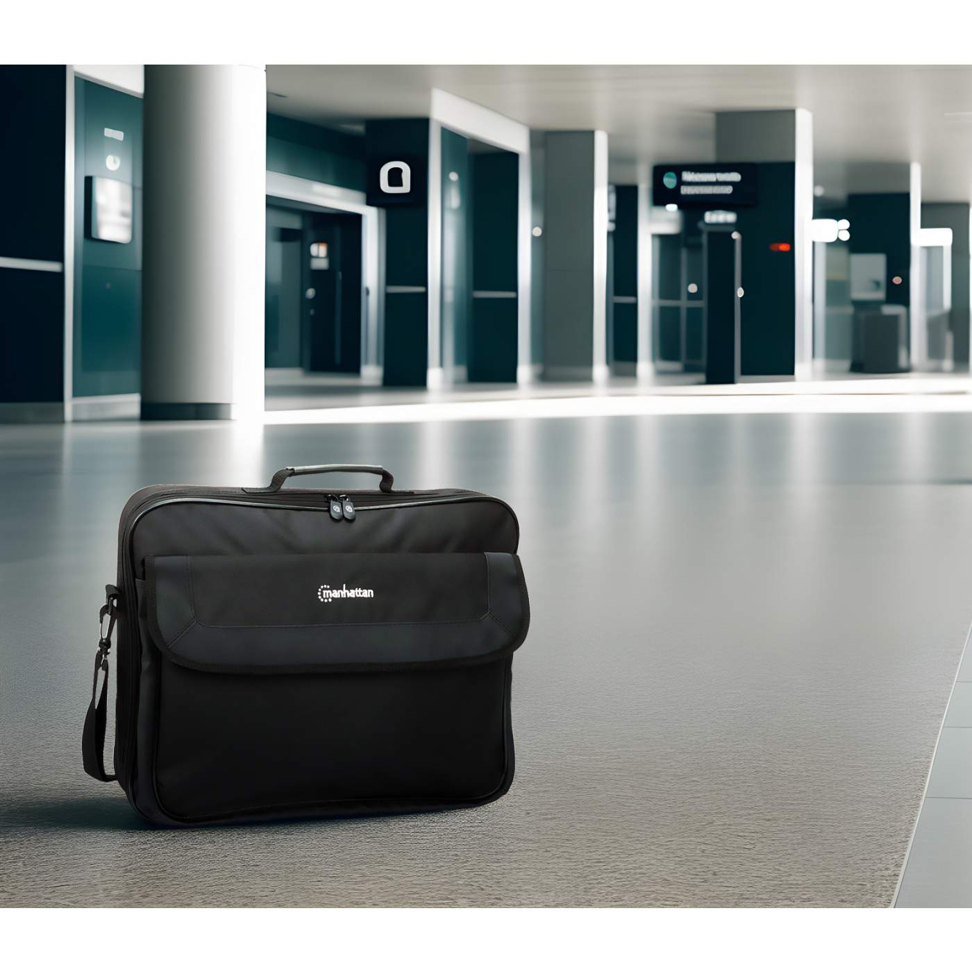 Cambridge Clamshell Notebook Bag 17.3" Image 10